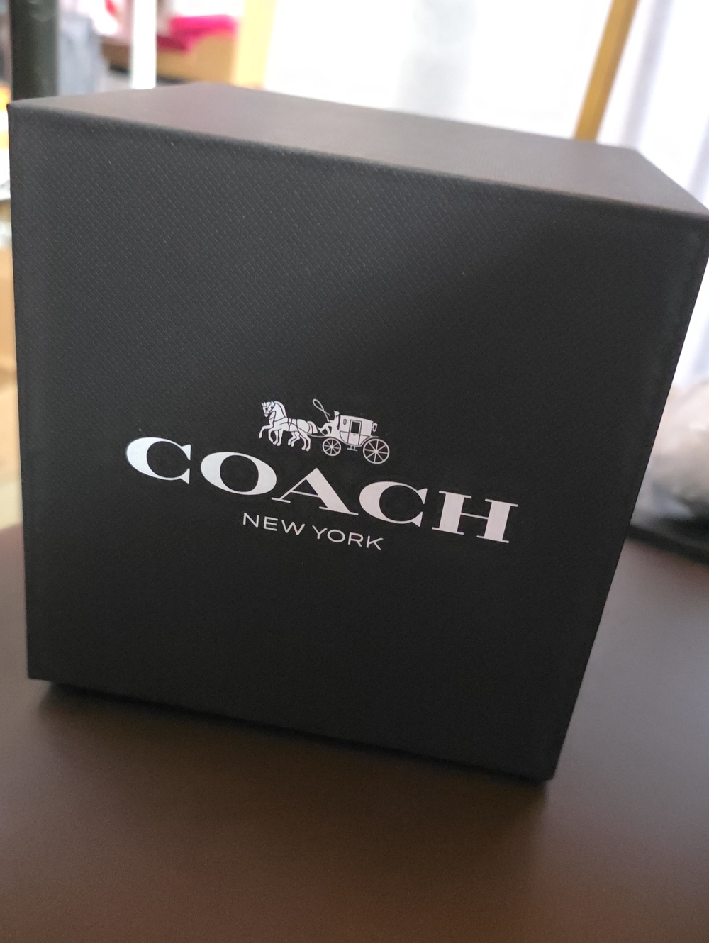 Coach NWT/Box Scented Candle Embossed Horse & Carriage & Tan Leather Hang Tag - Picture 8 of 10
